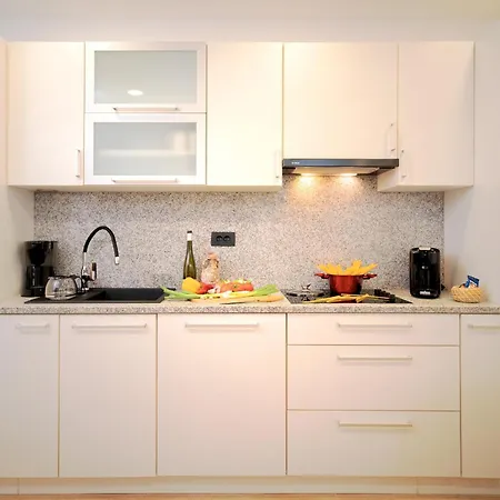 Lux & View - Sveta Nedjelja Apartmán *